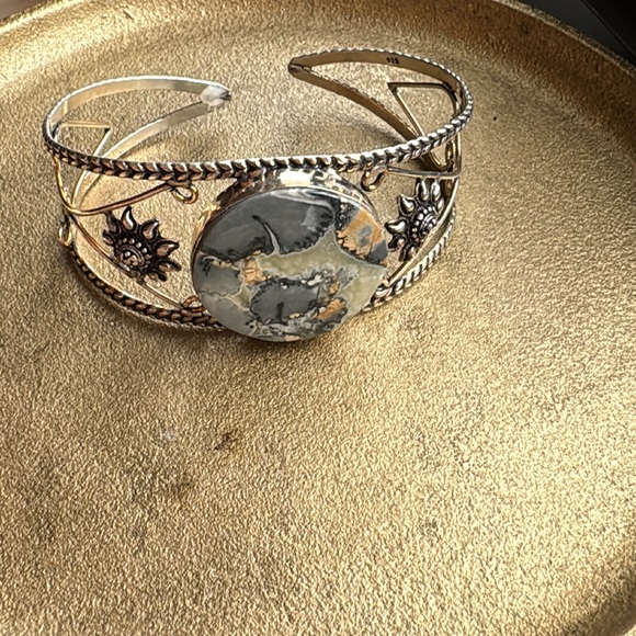 STERLING SILVER CUFF WITH JASPER STONE - Picture 1 of 4